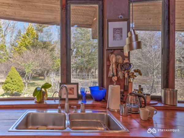 Hamptons Home 1020802