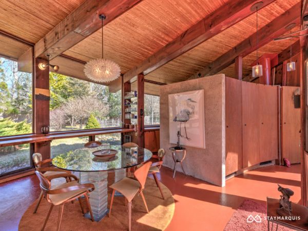 Hamptons Home 1020802