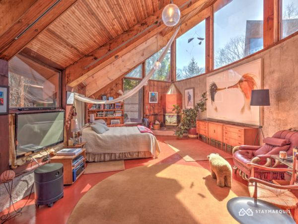 Hamptons Home 1020802