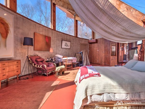 Hamptons Home 1020802