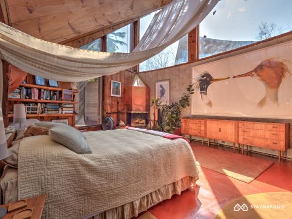 Hamptons Home 1020802