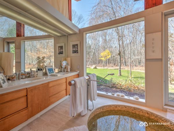 Hamptons Home 1020802