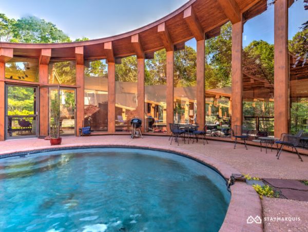 Hamptons Home 1020802