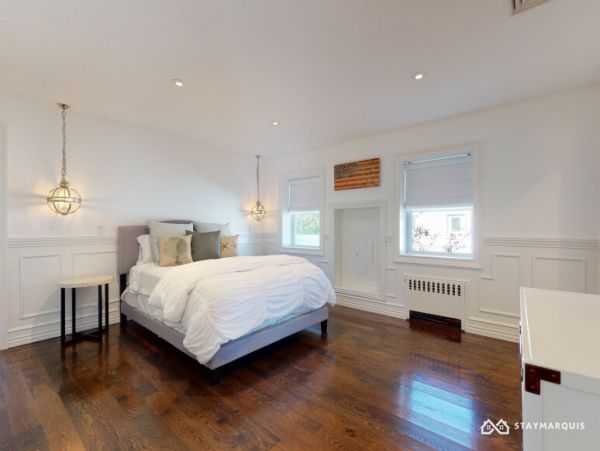 Hamptons Home 1020803