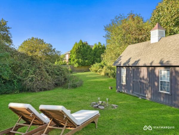 Hamptons Home 1020806