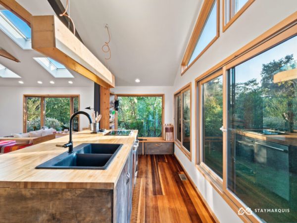 Hamptons Home 1020806