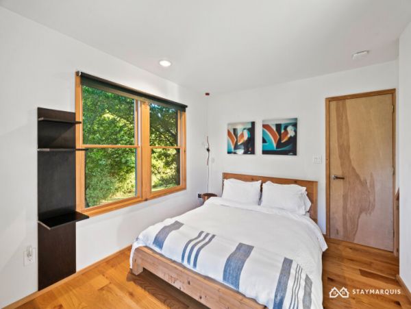 Hamptons Home 1020806