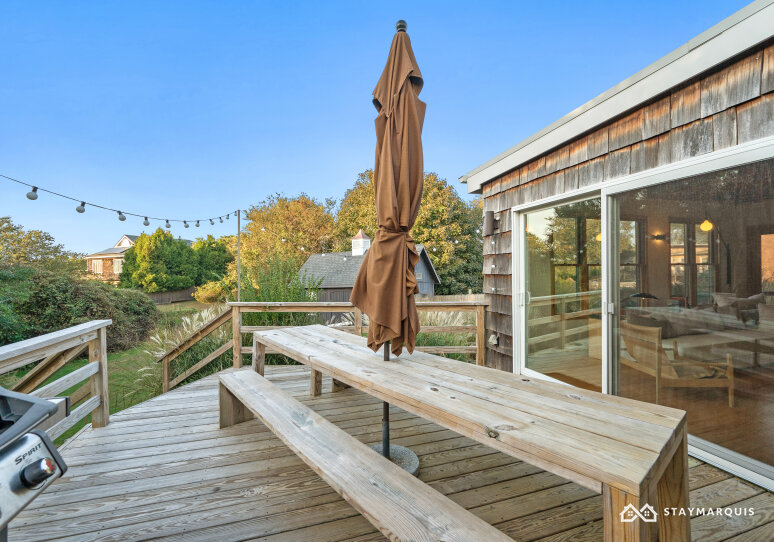 Hamptons Home 1020806