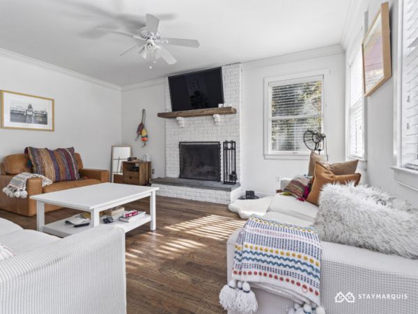 Hamptons Home 1020807
