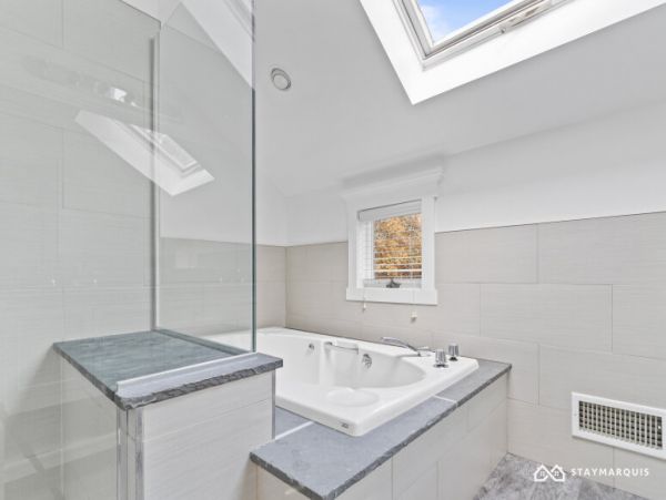 Hamptons Home 1020807