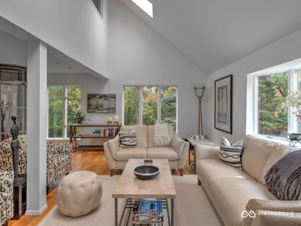 Hamptons Home 1020810