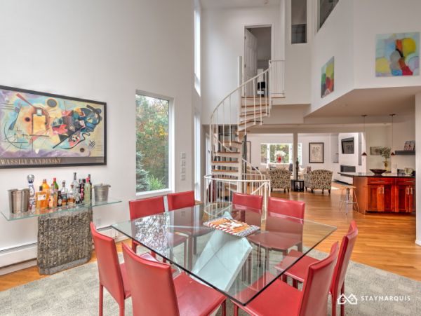 Hamptons Home 1020810