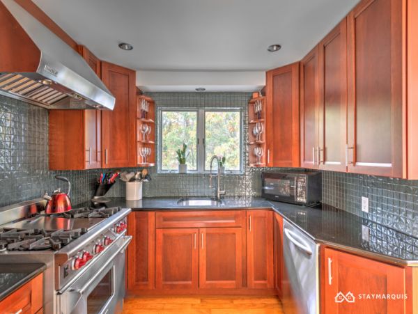 Hamptons Home 1020810