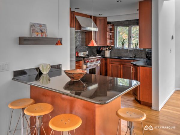 Hamptons Home 1020810