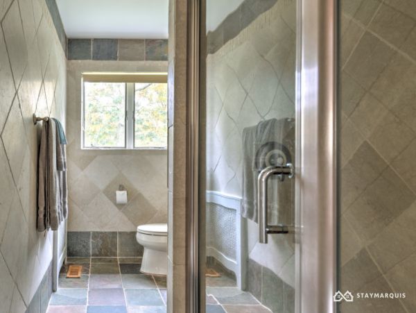 Hamptons Home 1020810