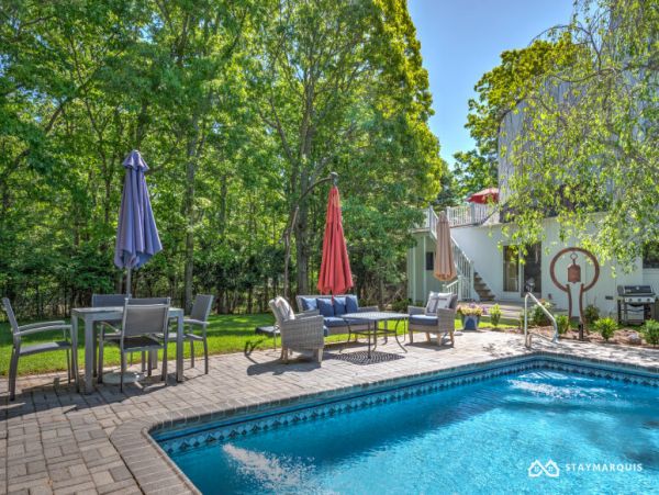 Hamptons Home 1020810
