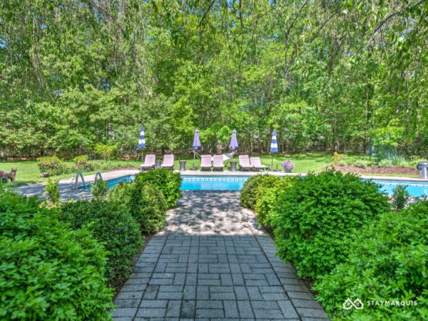 Hamptons Home 1020810
