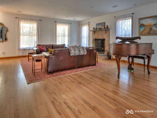 Hamptons Home 1020811