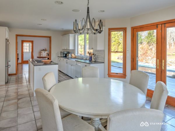 Hamptons Home 1020811
