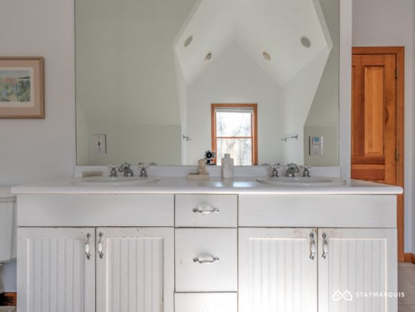Hamptons Home 1020811