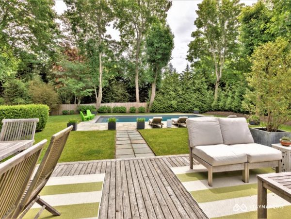 Hamptons Home 1020812