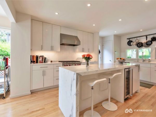 Hamptons Home 1020812