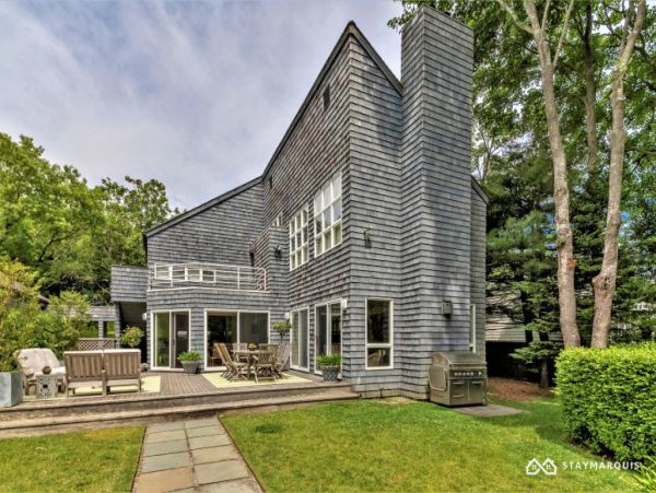 Hamptons Home 1020812
