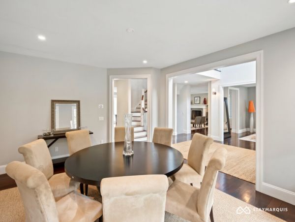 Hamptons Home 1020813