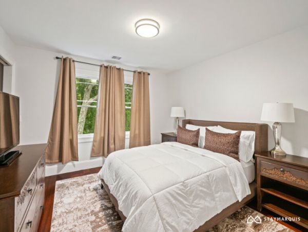 Hamptons Home 1020813