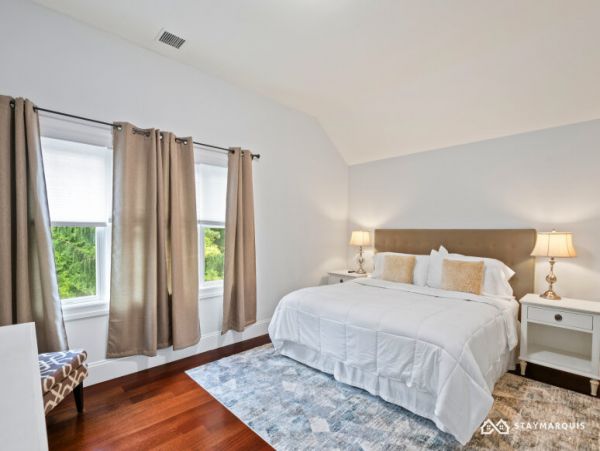 Hamptons Home 1020813