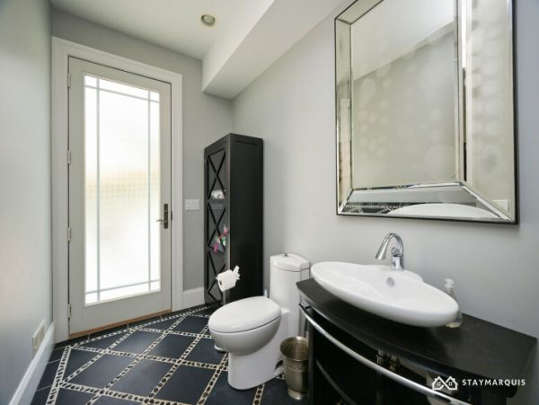 Hamptons Home 1020813