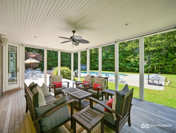 Hamptons Home 1020813