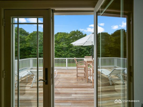 Hamptons Home 1020813