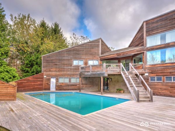 Hamptons Home 1020815