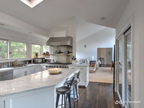 Hamptons Home 1020815