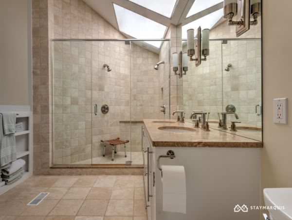 Hamptons Home 1020815