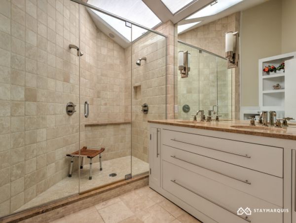 Hamptons Home 1020815