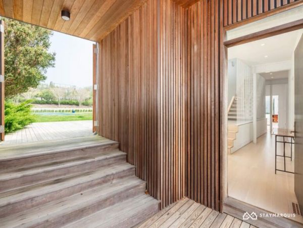 Hamptons Home 1020816