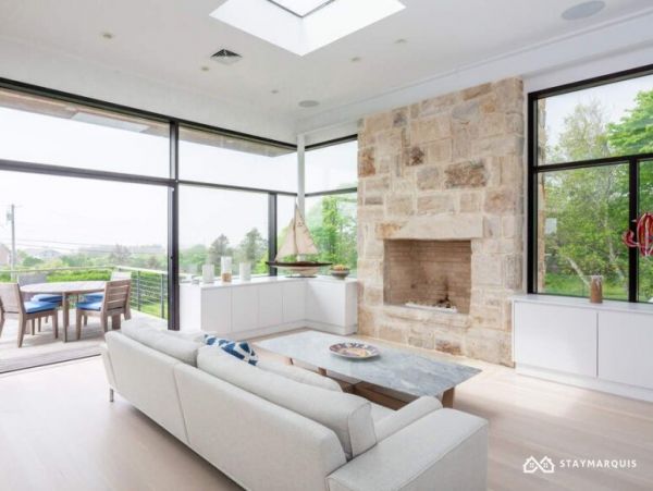 Hamptons Home 1020816