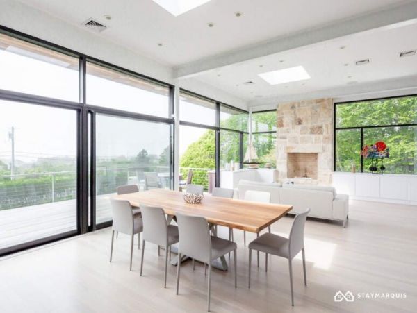 Hamptons Home 1020816