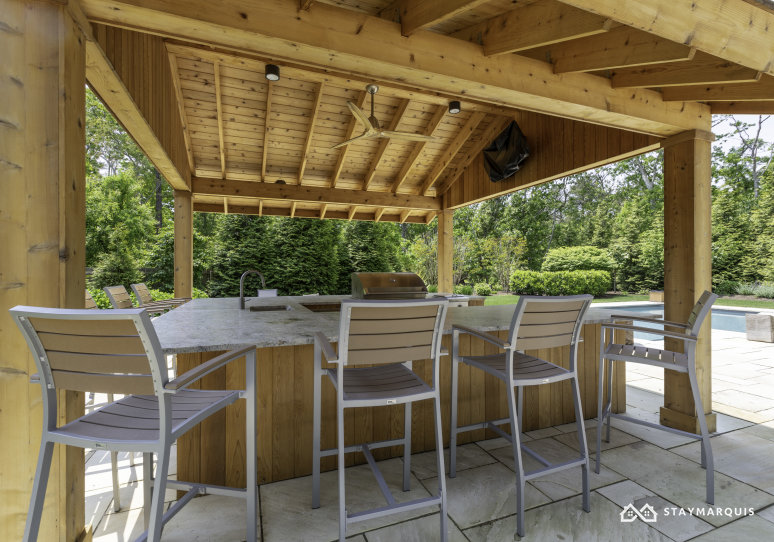 Hamptons Home 1020817