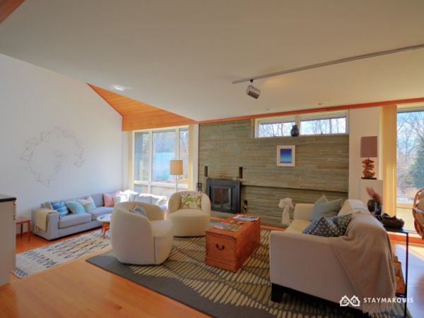 Hamptons Home 1020817