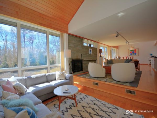 Hamptons Home 1020817
