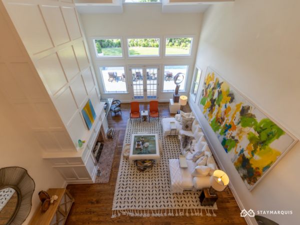 Hamptons Home 1020819