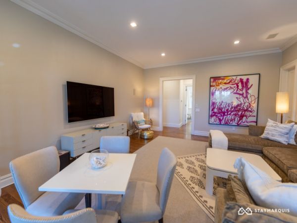 Hamptons Home 1020819