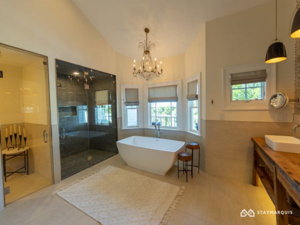 Hamptons Home 1020819