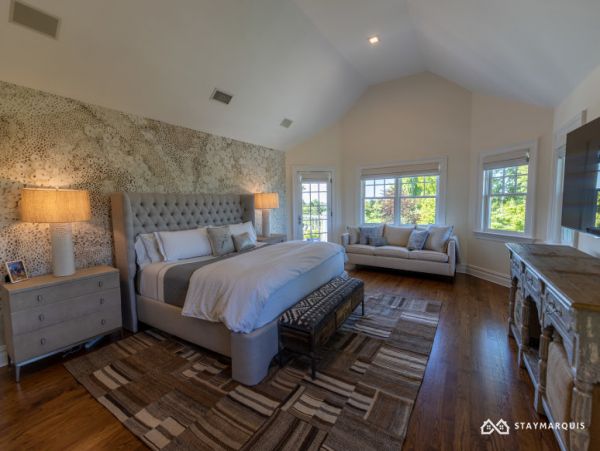 Hamptons Home 1020819