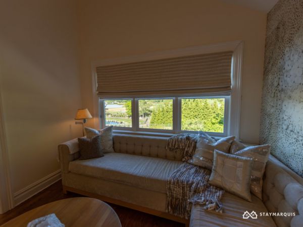 Hamptons Home 1020819