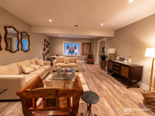 Hamptons Home 1020819