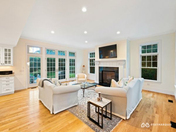 Hamptons Home 1020820